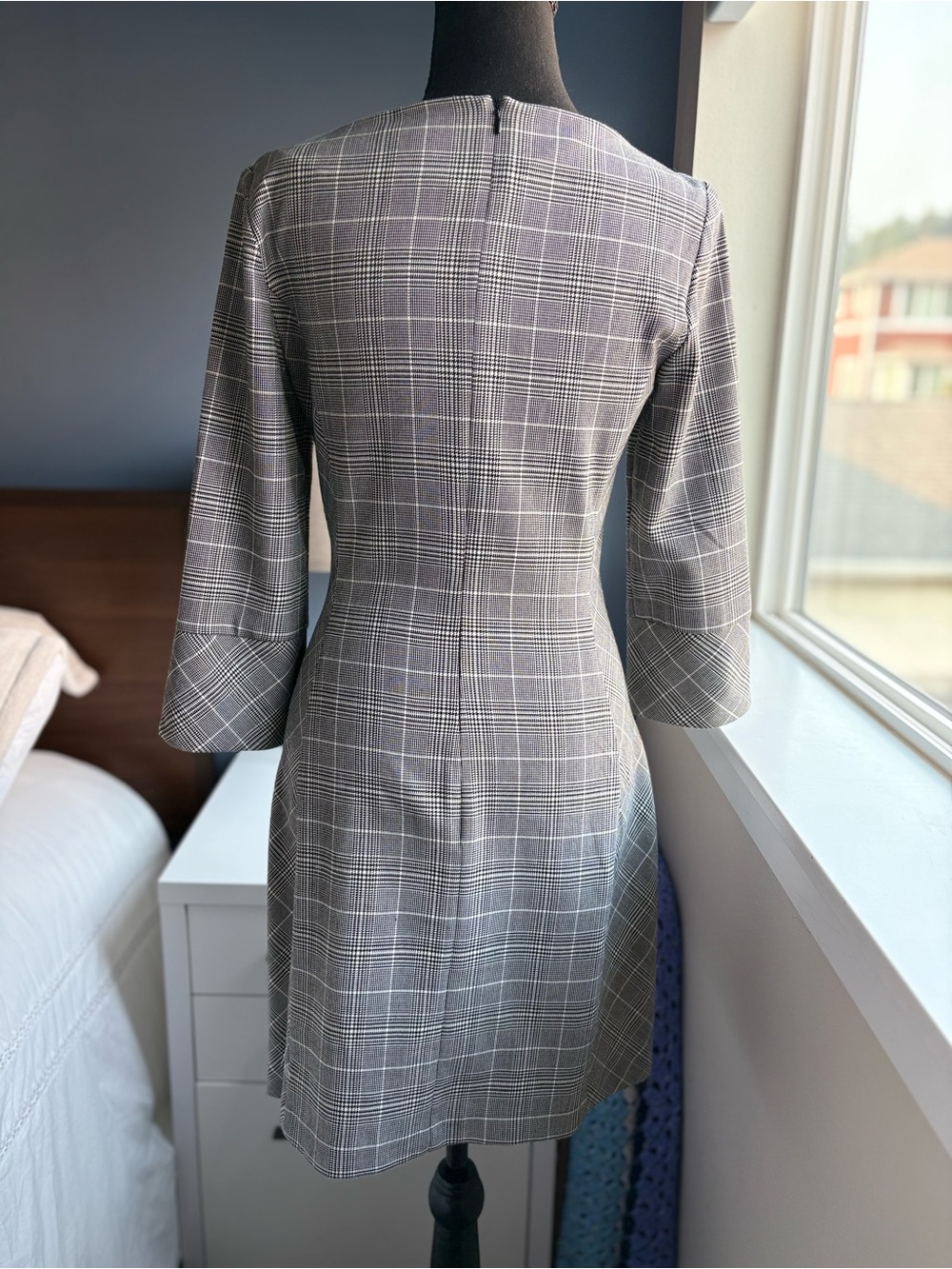 H&M Glen Check Plaid Houndstooth Ballet Neck 3/4 Sleeve A-Line Shift Mini Dress - Picture 6 of 15